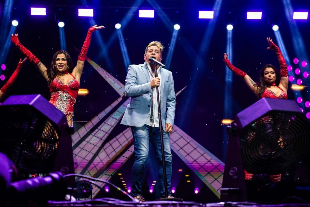 Leonardo no Arujá Fest