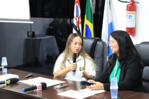 Professora Cris