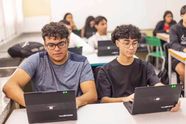 alunos do Ensino Médio