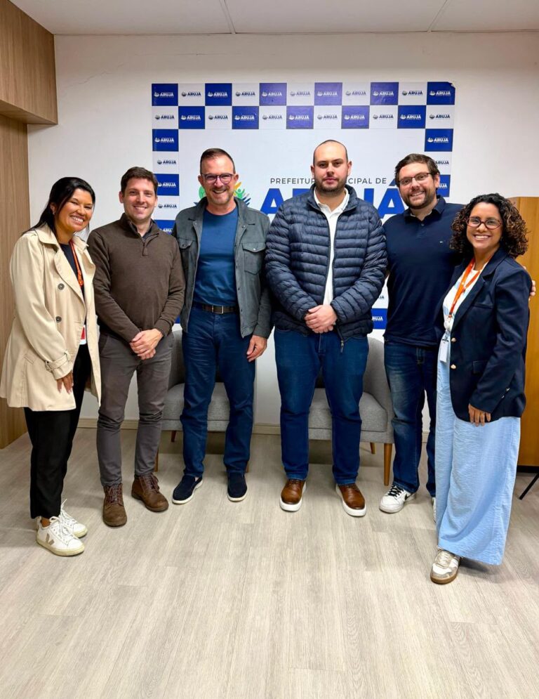 reunião entre Prefeitura de Arujá e Shopee